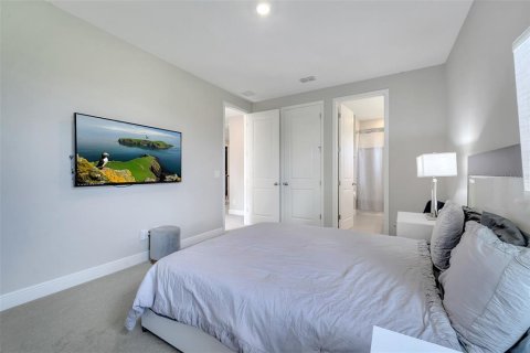 Villa ou maison à vendre à Orlando, Floride: 4 chambres, 264.12 m2 № 2330218 - photo 7