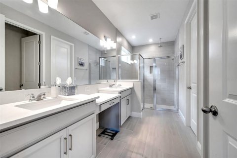 Villa ou maison à vendre à Orlando, Floride: 4 chambres, 264.12 m2 № 2330218 - photo 8