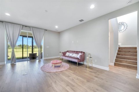 Villa ou maison à vendre à Orlando, Floride: 4 chambres, 264.12 m2 № 2330218 - photo 30