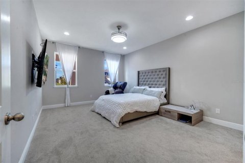Villa ou maison à vendre à Orlando, Floride: 4 chambres, 264.12 m2 № 2330218 - photo 22