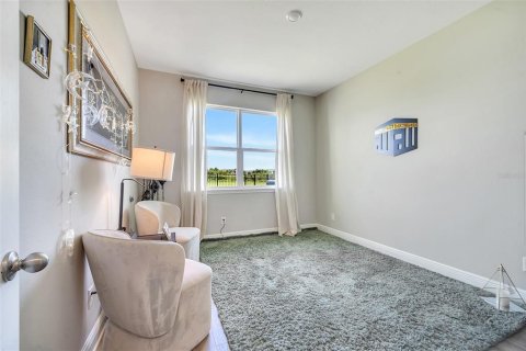 Villa ou maison à vendre à Orlando, Floride: 4 chambres, 264.12 m2 № 2330218 - photo 9