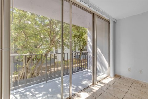 Copropriété à vendre à Miami, Floride: 1 chambre, 57.6 m2 № 1950752 - photo 21