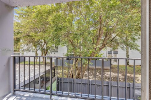 Copropriété à vendre à Miami, Floride: 1 chambre, 57.6 m2 № 1950752 - photo 20