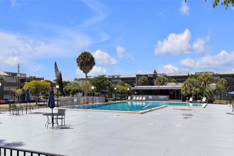 Copropriété à vendre à Miami, Floride: 1 chambre, 57.6 m2 № 1950752 - photo 28