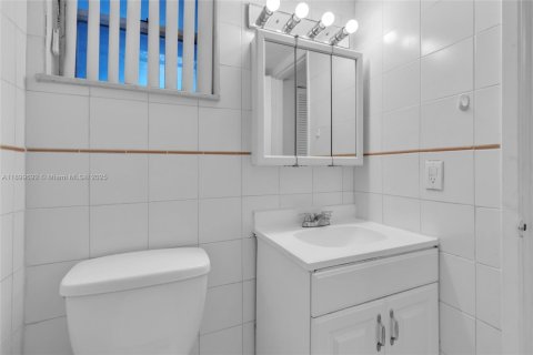 Copropriété à vendre à Miami, Floride: 1 chambre, 57.6 m2 № 1950752 - photo 17