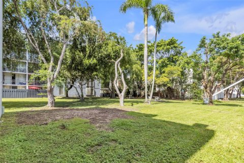 Copropriété à vendre à Miami, Floride: 1 chambre, 57.6 m2 № 1950752 - photo 27