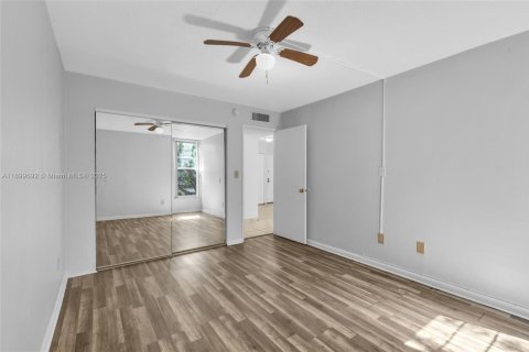 Copropriété à vendre à Miami, Floride: 1 chambre, 57.6 m2 № 1950752 - photo 22