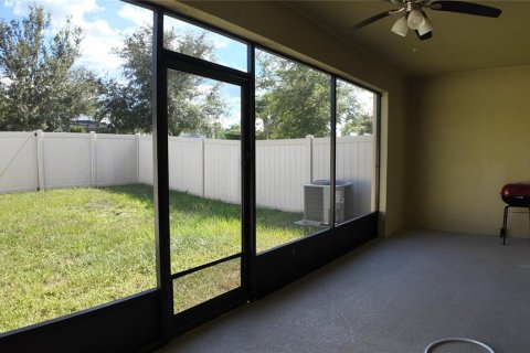 Adosado en venta en Kissimmee, Florida, 3 dormitorios, 142.14 m2 № 1900554 - foto 9