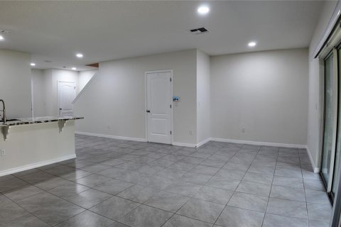 Adosado en venta en Kissimmee, Florida, 3 dormitorios, 142.14 m2 № 1900554 - foto 7