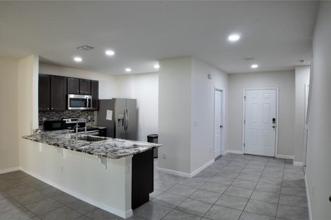 Adosado en venta en Kissimmee, Florida, 3 dormitorios, 142.14 m2 № 1900554 - foto 3