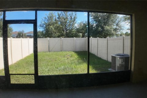 Adosado en venta en Kissimmee, Florida, 3 dormitorios, 142.14 m2 № 1900554 - foto 11