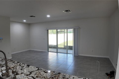 Adosado en venta en Kissimmee, Florida, 3 dormitorios, 142.14 m2 № 1900554 - foto 6