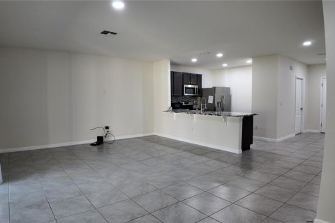Adosado en venta en Kissimmee, Florida, 3 dormitorios, 142.14 m2 № 1900554 - foto 8