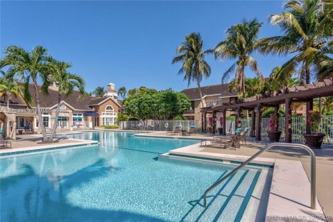 Copropriété à vendre à Miami, Floride: 2 chambres, 85.28 m2 № 2045769 - photo 12