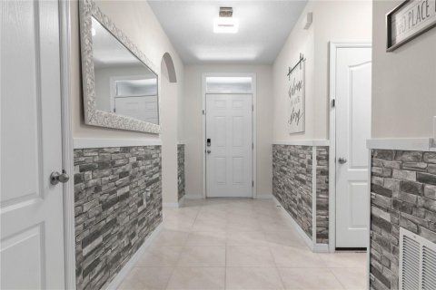 House in Ormond Beach, Florida 4 bedrooms, 216.83 sq.m. № 1202986 - photo 4