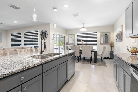 House in Ormond Beach, Florida 4 bedrooms, 216.83 sq.m. № 1202986 - photo 16