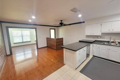 Apartment in Holmes Beach, Florida 3 bedrooms, 255.67 sq.m. № 2277618 - photo 8