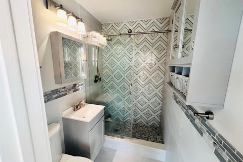 Villa ou maison à louer à Deerfield Beach, Floride: 3 chambres, 157.93 m2 № 2389719 - photo 11