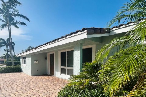 Villa ou maison à louer à Deerfield Beach, Floride: 3 chambres, 157.93 m2 № 2389719 - photo 25