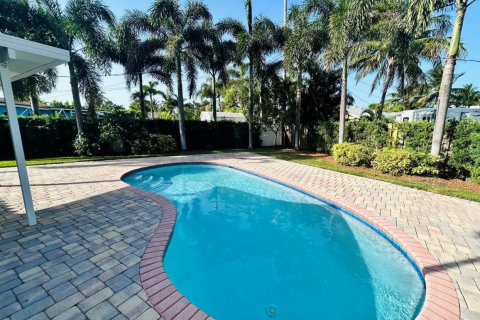 Villa ou maison à louer à Deerfield Beach, Floride: 3 chambres, 157.93 m2 № 2389719 - photo 18