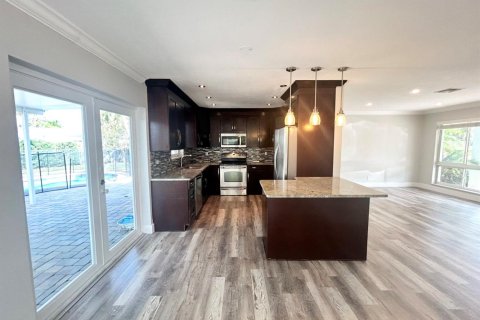 Villa ou maison à louer à Deerfield Beach, Floride: 3 chambres, 157.93 m2 № 2389719 - photo 5