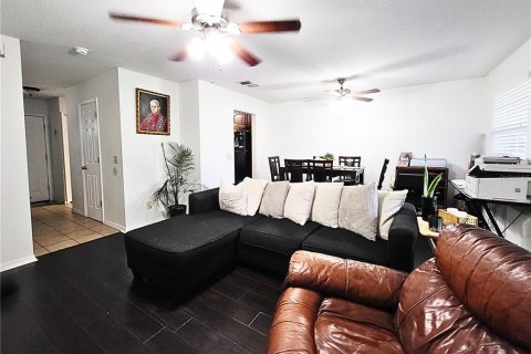 Townhouse in Orlando, Florida 3 bedrooms, 101.64 sq.m. № 2223301 - photo 2