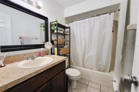 Townhouse in Orlando, Florida 3 bedrooms, 101.64 sq.m. № 2223301 - photo 17