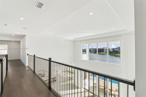 Casa en venta en Orlando, Florida, 5 dormitorios № 1994828 - foto 21