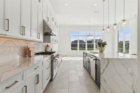 Casa en venta en Orlando, Florida, 5 dormitorios № 1994828 - foto 16