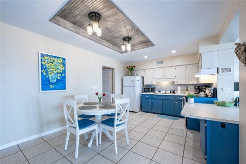 Propiedad comercial en venta en New Smyrna Beach, Florida, 8 dormitorios, 455.04 m2 № 1805363 - foto 23