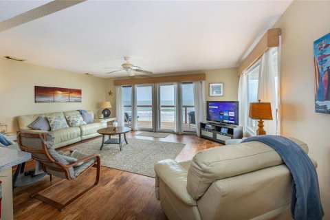 Propiedad comercial en venta en New Smyrna Beach, Florida, 8 dormitorios, 455.04 m2 № 1805363 - foto 10