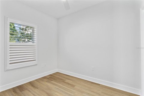 Villa ou maison à louer à Tampa, Floride: 3 chambres, 145.3 m2 № 2147819 - photo 8