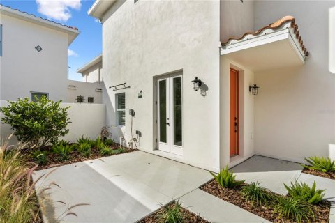 Villa ou maison à louer à Tampa, Floride: 3 chambres, 145.3 m2 № 2147819 - photo 3