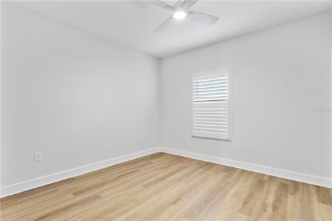 Villa ou maison à louer à Tampa, Floride: 3 chambres, 145.3 m2 № 2147819 - photo 12