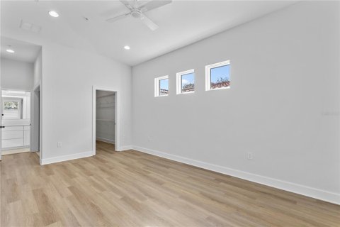 Villa ou maison à louer à Tampa, Floride: 3 chambres, 145.3 m2 № 2147819 - photo 15