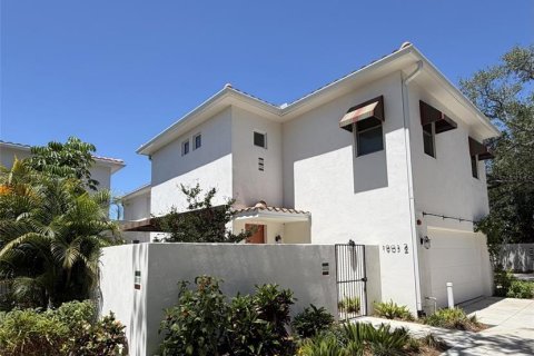Villa ou maison à Tampa, Floride 3 chambres, 145.3 m2 № 2147819