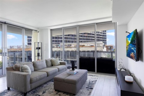 Condominio en alquiler en North Miami Beach, Florida, 2 dormitorios, 101.91 m2 № 2007006 - foto 25