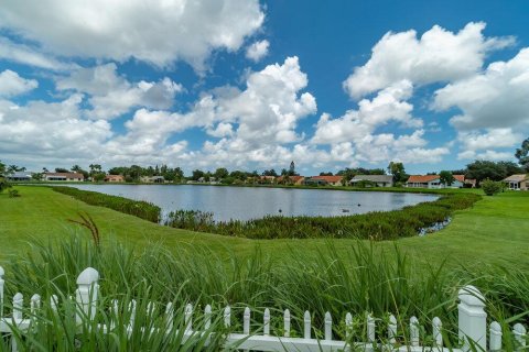 Casa en alquiler en Wellington, Florida, 4 dormitorios, 189.89 m2 № 638687 - foto 1