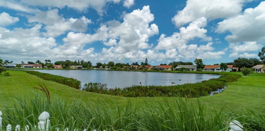 Casa en Wellington, Florida 4 dormitorios, 189.89 m2 № 638687