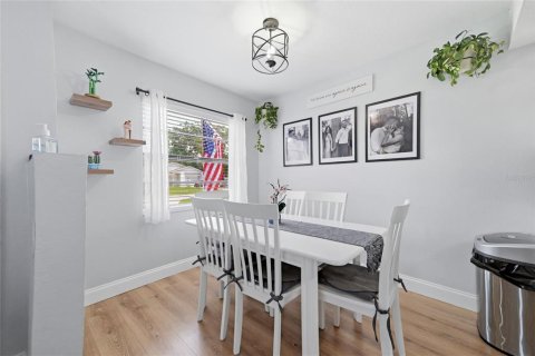 Casa en venta en Tampa, Florida, 3 dormitorios, 119.29 m2 № 2238380 - foto 9