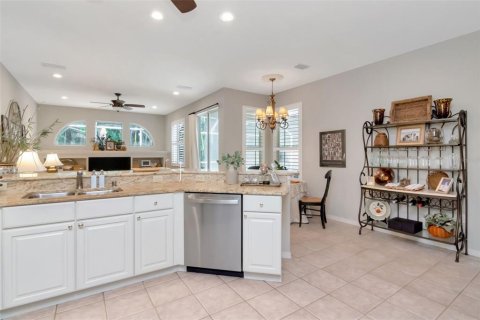 Villa ou maison à vendre à Lakewood Ranch, Floride: 3 chambres, 209.12 m2 № 1906660 - photo 15
