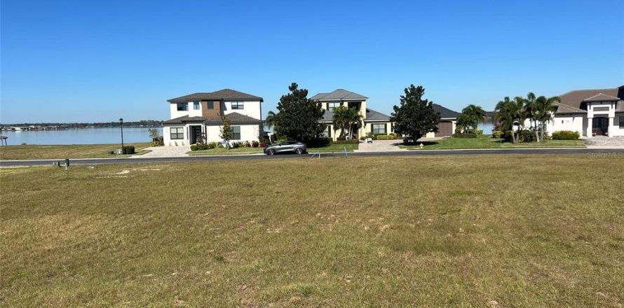 Land in Auburndale, Florida № 1543657