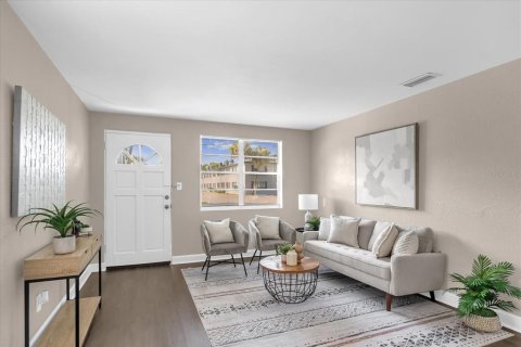 Casa en venta en Daytona Beach, Florida, 3 dormitorios, 95.78 m2 № 1801772 - foto 3