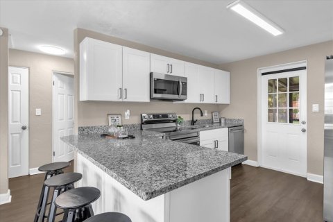 Villa ou maison à vendre à Daytona Beach, Floride: 3 chambres, 95.78 m2 № 1801772 - photo 5