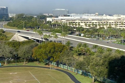 Condominio en alquiler en Aventura, Florida, 2 dormitorios, 118.08 m2 № 1938540 - foto 22