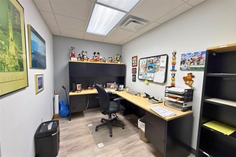 Propiedad comercial en venta en Sarasota, Florida, 284.1 m2 № 2098652 - foto 8