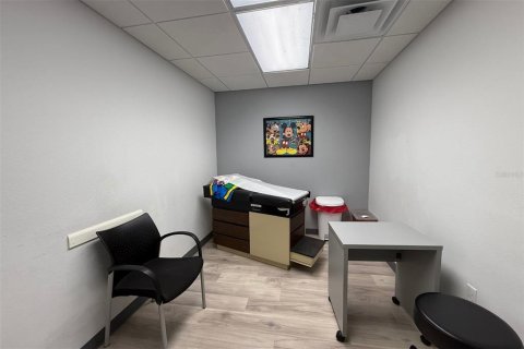 Propiedad comercial en venta en Sarasota, Florida, 284.1 m2 № 2098652 - foto 10