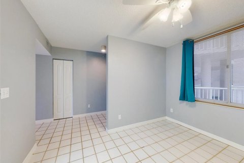 Condo in Daytona Beach Shores, Florida, 2 bedrooms  № 1553570 - photo 9