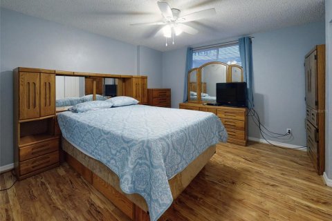 Condo in Daytona Beach Shores, Florida, 2 bedrooms  № 1553570 - photo 20