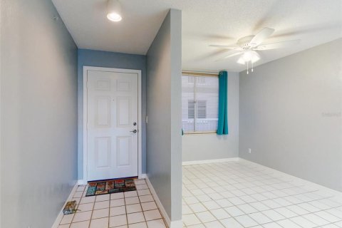 Condo in Daytona Beach Shores, Florida, 2 bedrooms  № 1553570 - photo 6